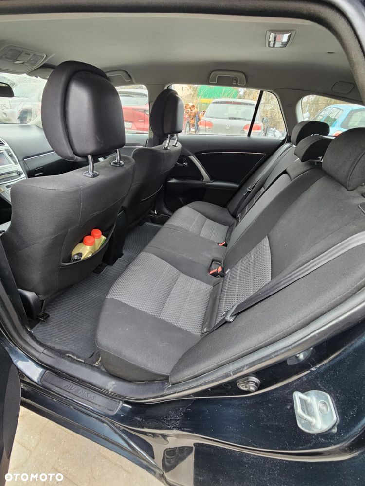 Toyota Avensis 2.0 D-4D Premium - 7