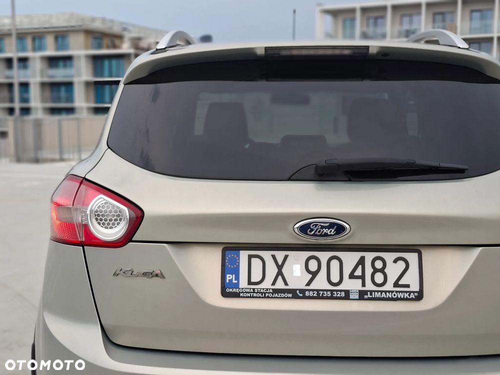 Ford Kuga 2.0 TDCi Titanium - 10
