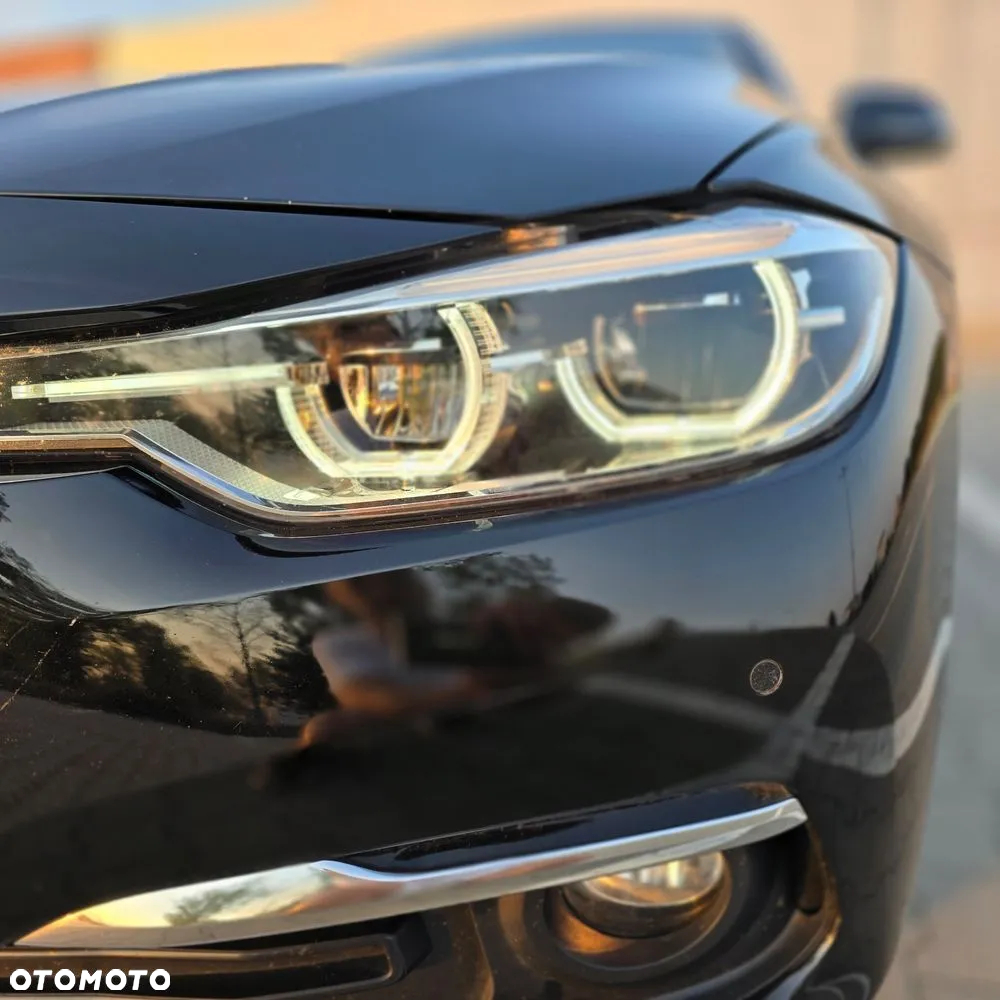 BMW Seria 3 320d Luxury Line - 12