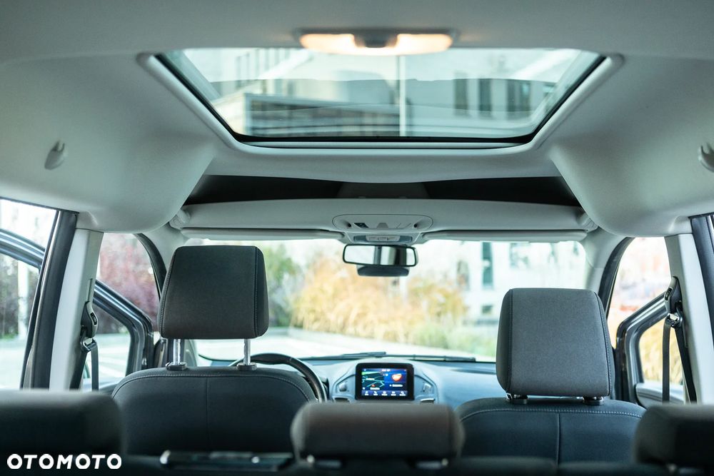 Ford Tourneo Connect - 35