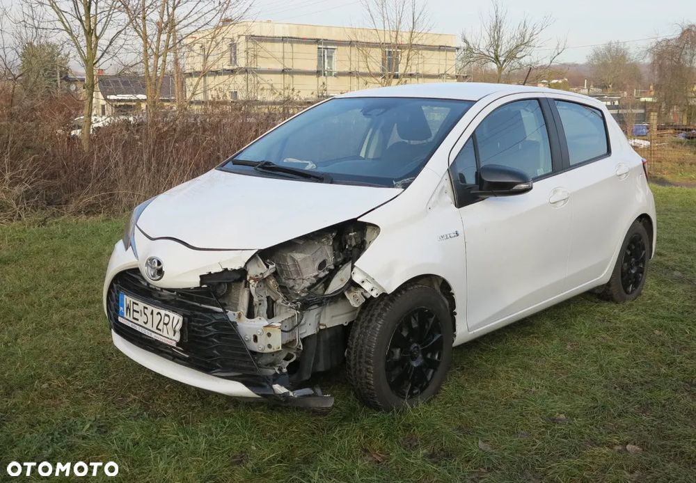 Toyota Yaris Hybrid 100 Active EU6 - 2
