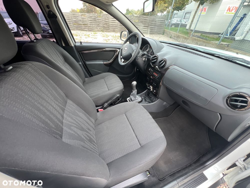 Dacia Duster 1.6 16V 4x2 Laureate - 19