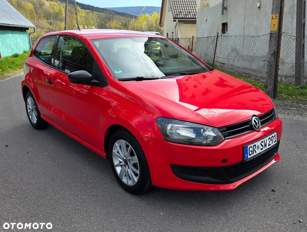 Volkswagen Polo - 2