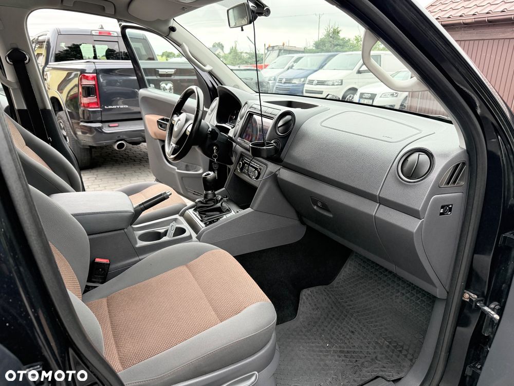 Volkswagen Amarok - 14