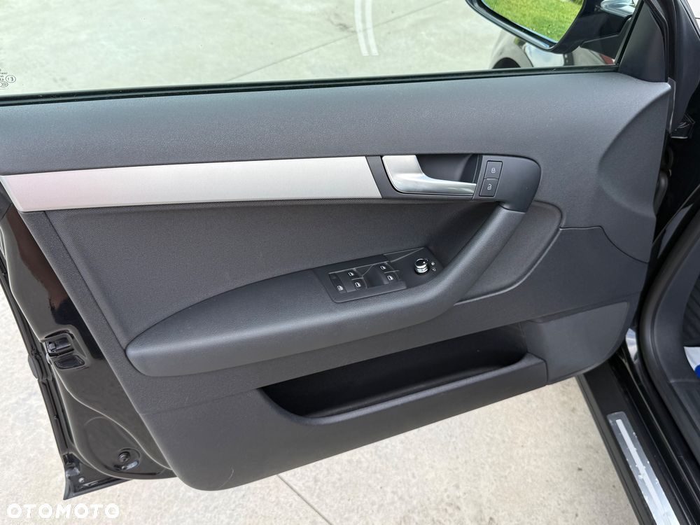 Audi A3 Sportback 1.4 TFSI Ambiente - 17