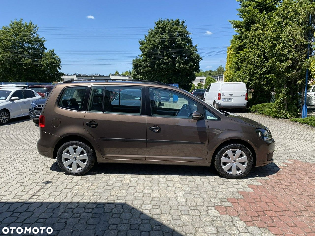 Volkswagen Touran - 5
