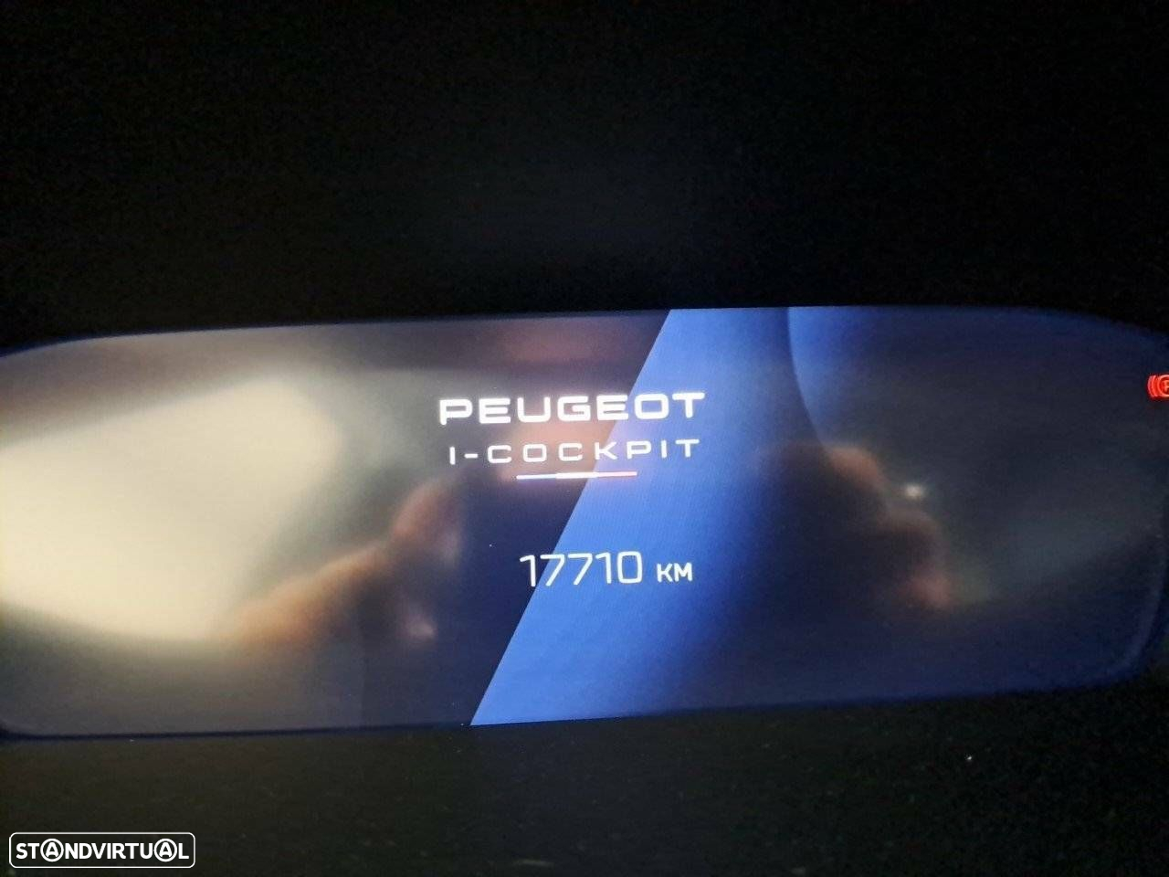 Peugeot 408 1.2 PureTech Allure EAT8 - 13