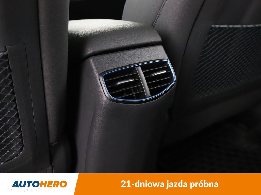 Hyundai IONIQ - 40
