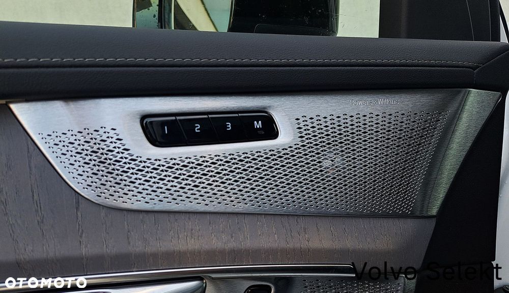 Volvo XC 90 - 33