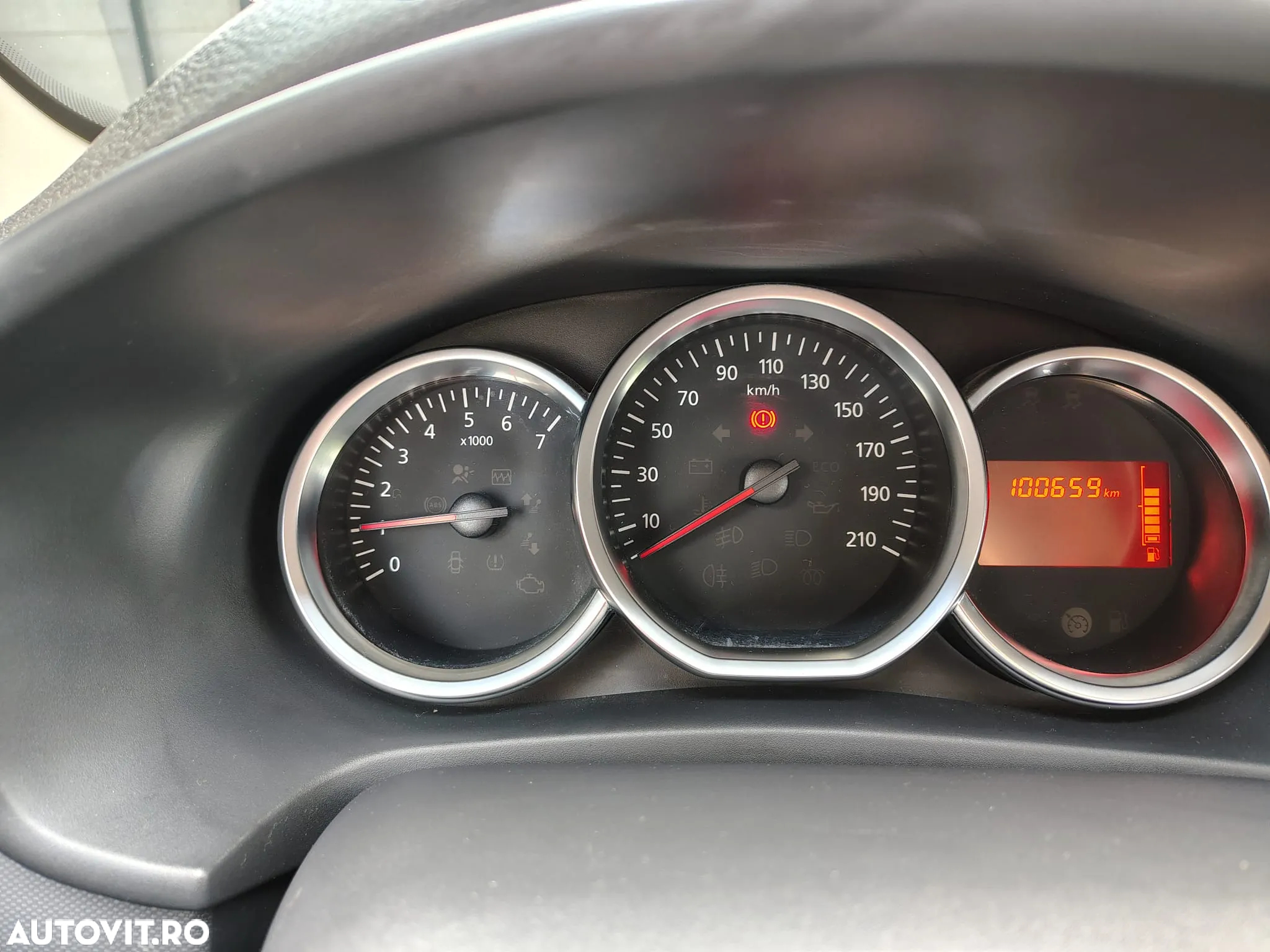 Dacia Sandero 0.9 TCe SL PLUS - 6