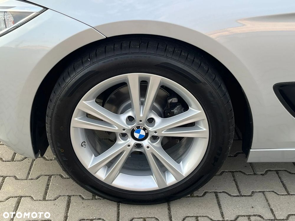 BMW 3GT 318d Modern Line - 23