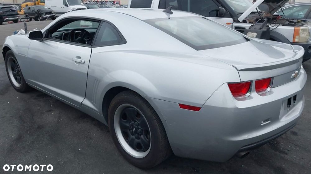 Chevrolet Camaro - 26