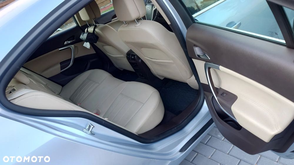 Opel Insignia 2.0 T Sport - 13