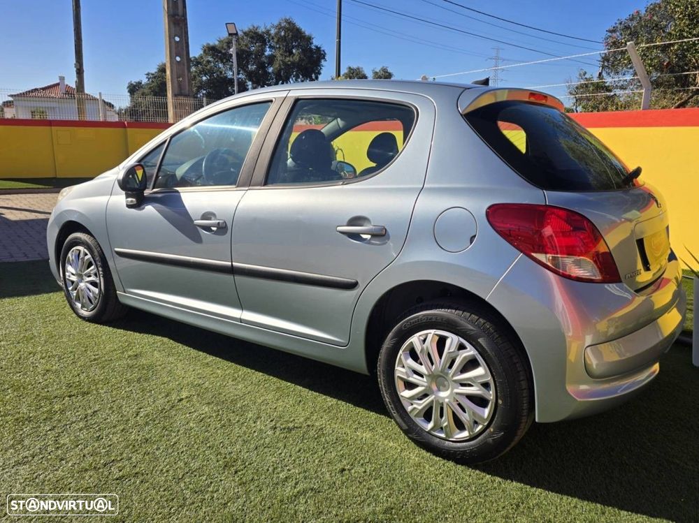 Peugeot 207 1.4 VTi Active - 4