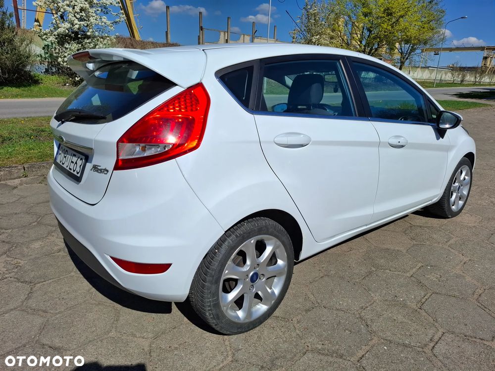 Ford Fiesta 1.4 Titanium - 9