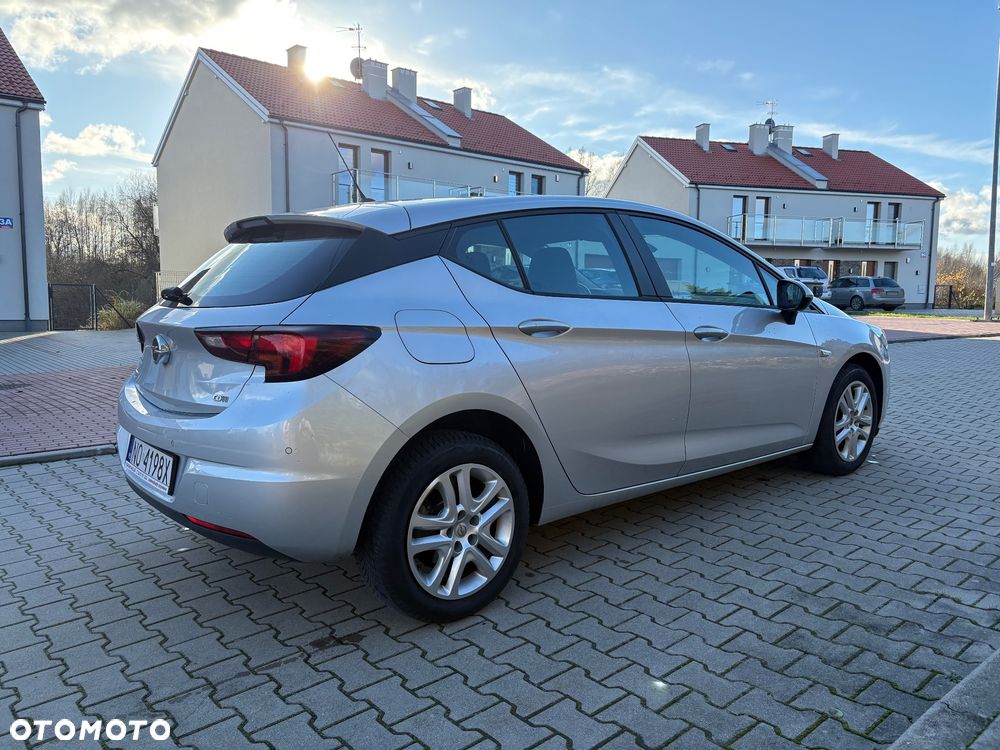 Opel Astra - 4