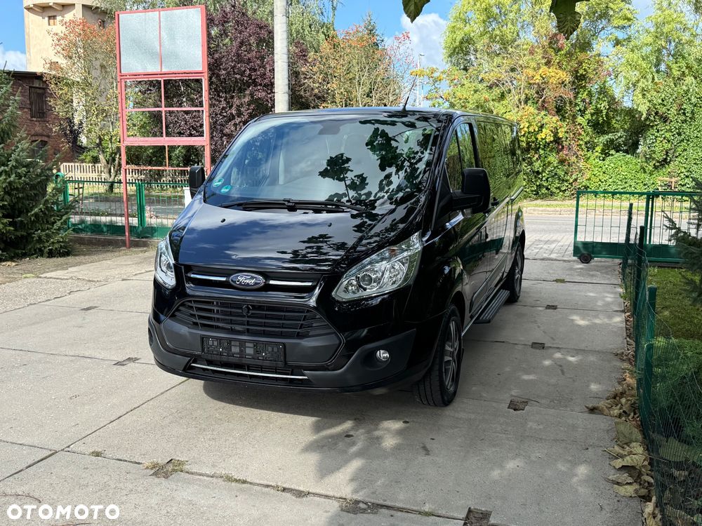 Ford Tourneo Custom - 2