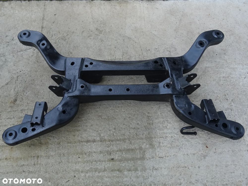 BELKA TYLNEGO ZAWIESZENIA SANKI WÓZEK OŚ TYŁ OPEL INSIGNIA A - 5