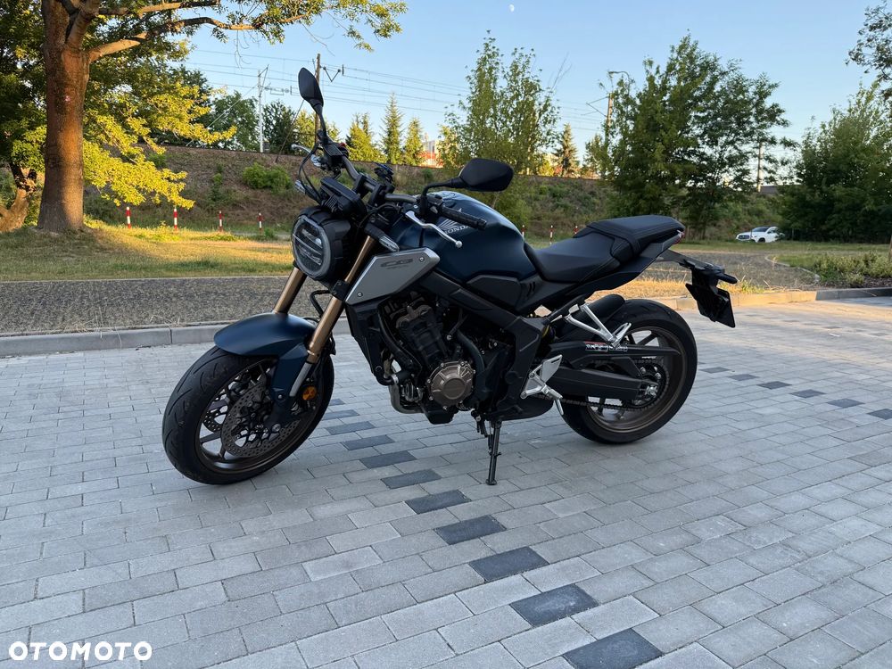 Honda CB - 21