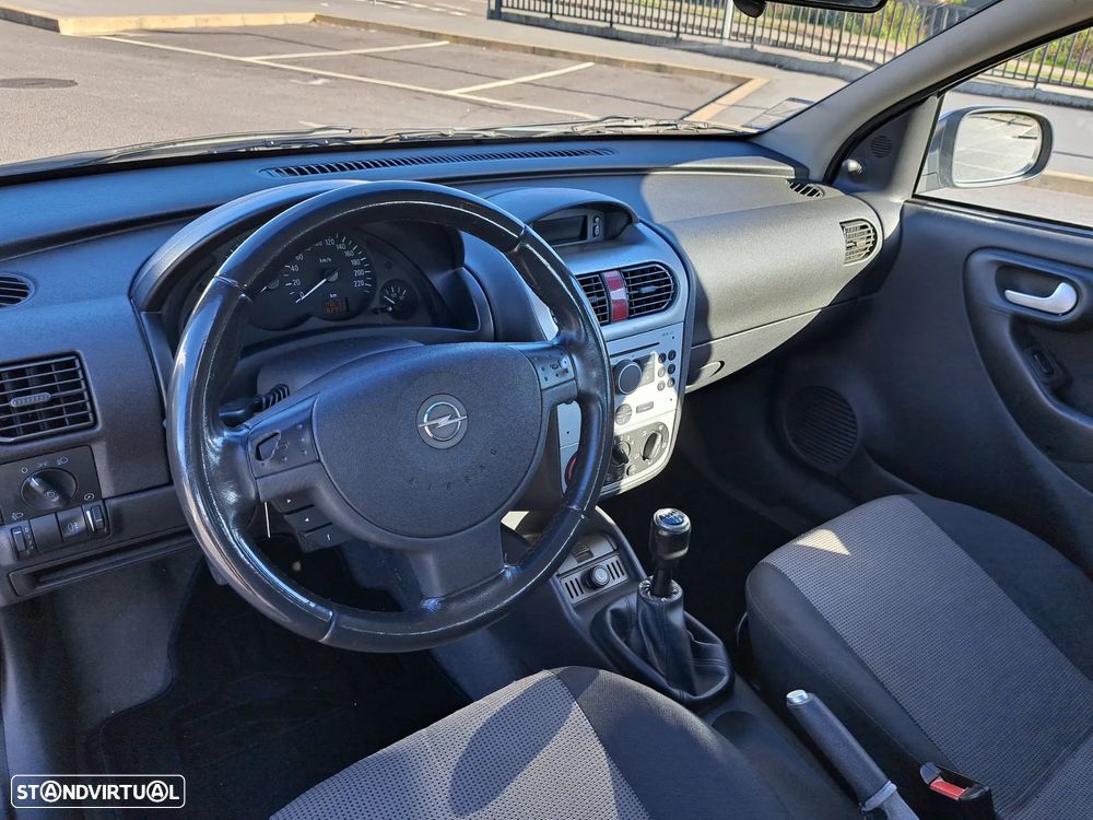 Opel Corsa 1.2 Twinport Cosmo - 6