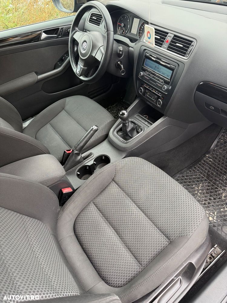 Volkswagen Jetta 1.6 TDI CR DPF Comfortline - 6