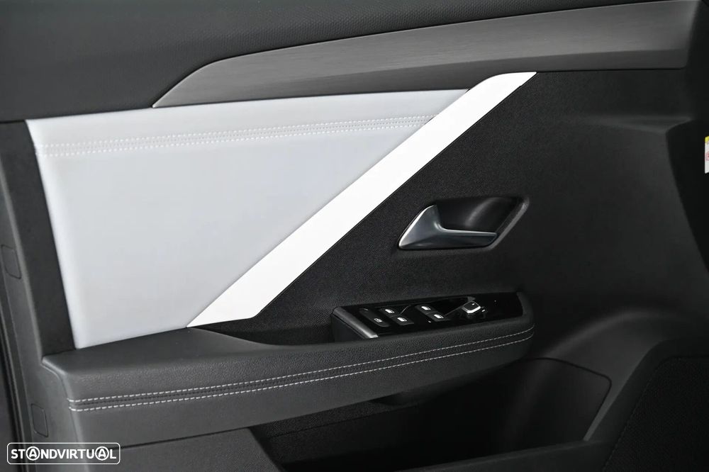 Opel Astra 1.6 T PHEV Elegance - 22