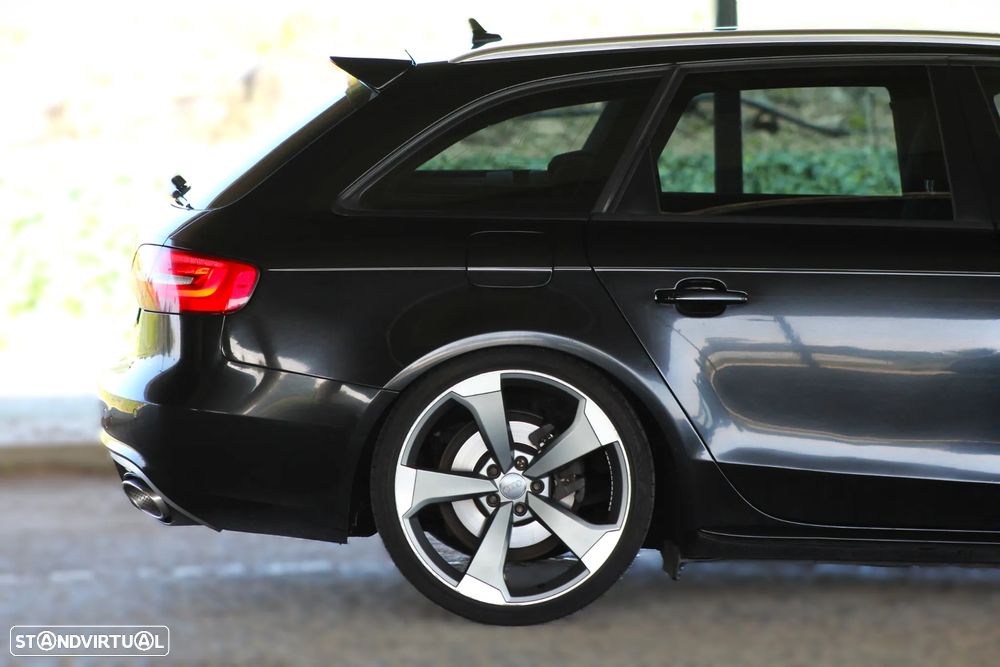Audi A4 Avant 2.0 TDI DPF S line Sport Pack - 10