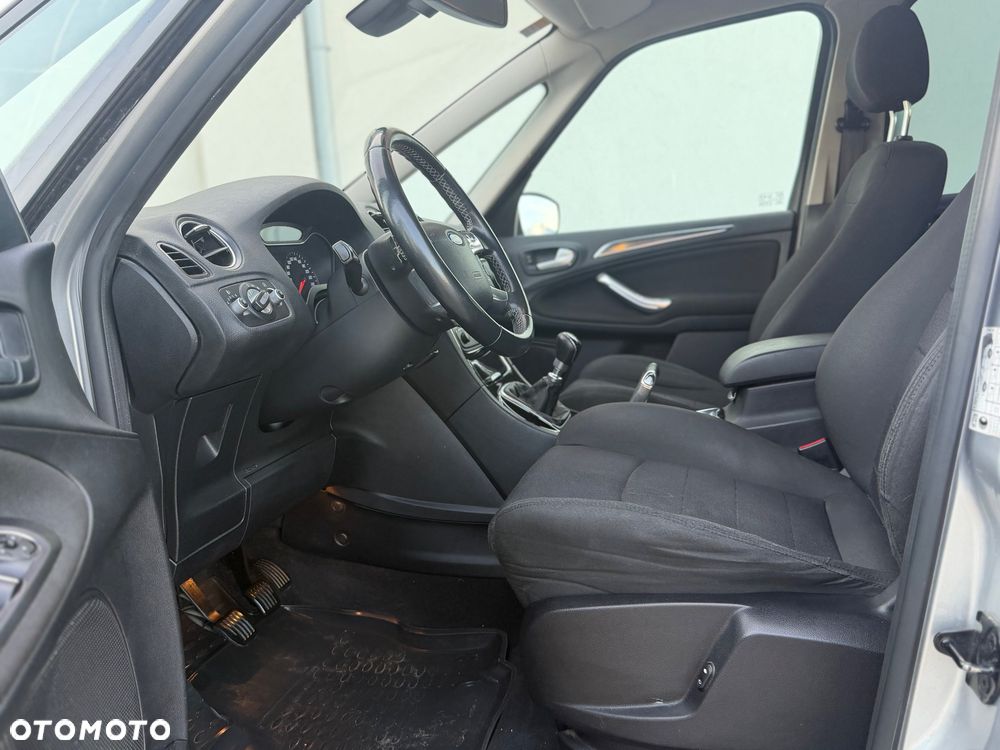 Ford Galaxy - 6
