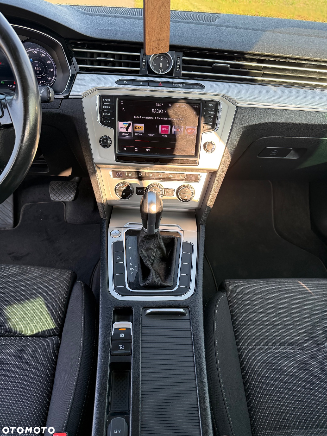 Volkswagen Passat 2.0 TDI EVO Essence DSG - 16