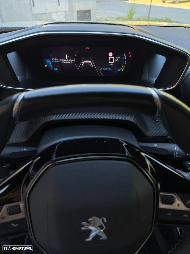 Peugeot e-2008 50 kWh GT - 13