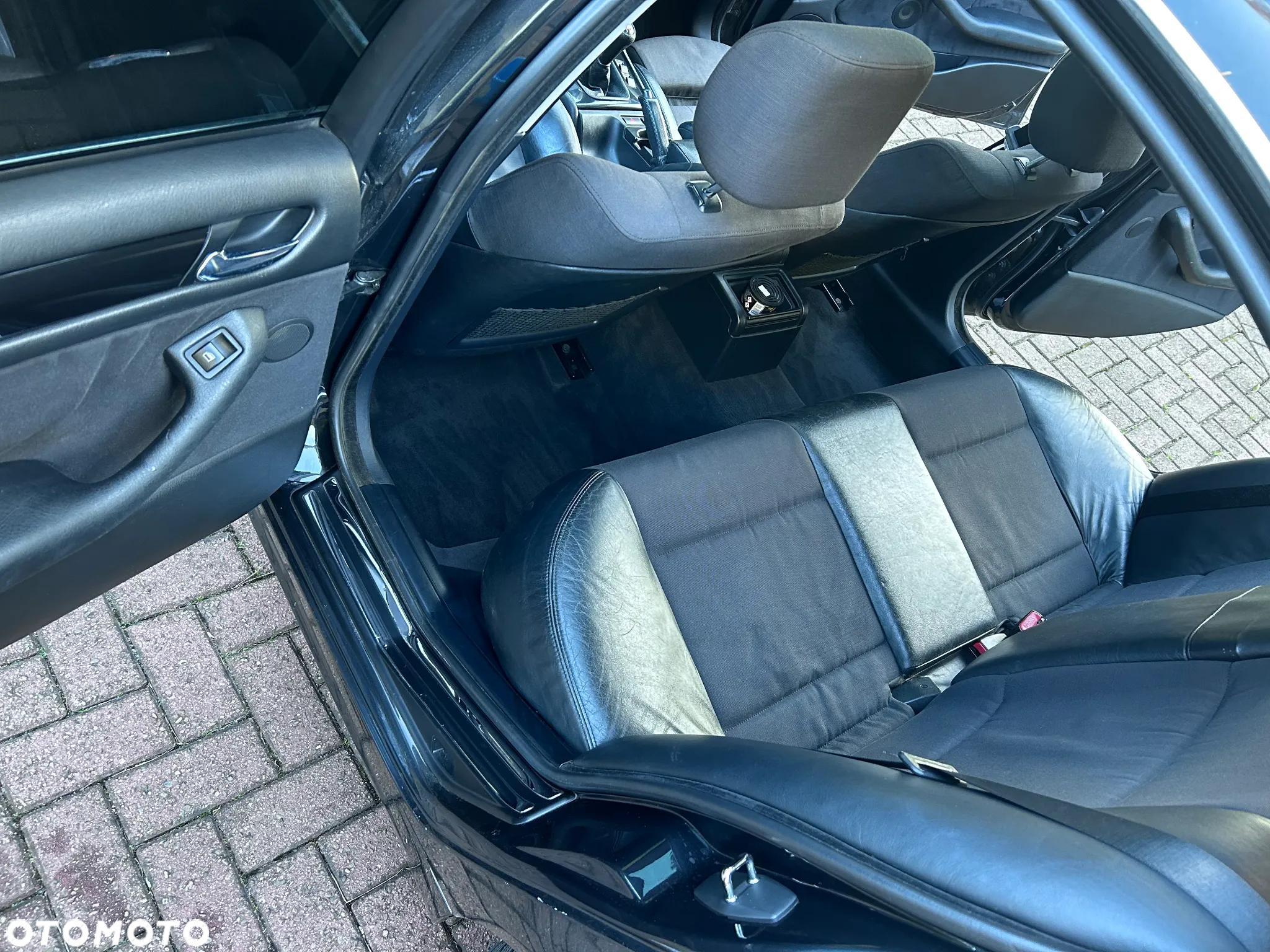 BMW Seria 3 328i - 3