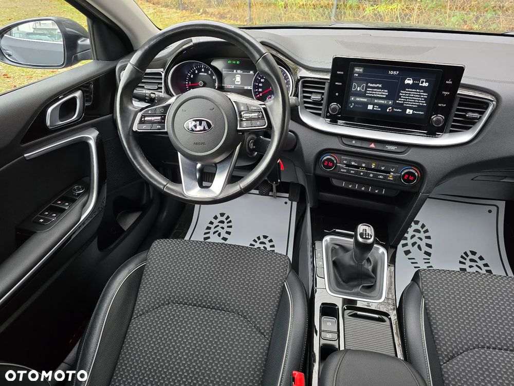 Kia XCeed 1.4 T-GDI OPF VISION - 24