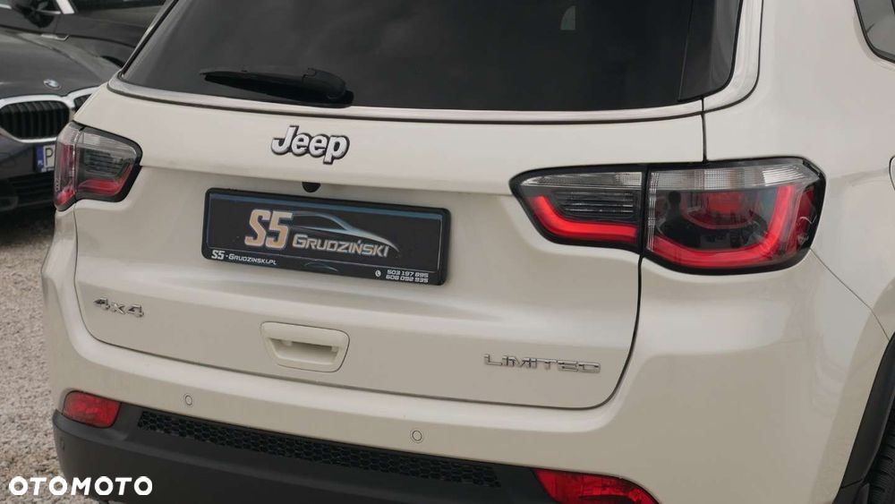 Jeep Compass - 29