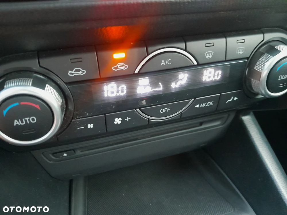 Mazda 3 - 15
