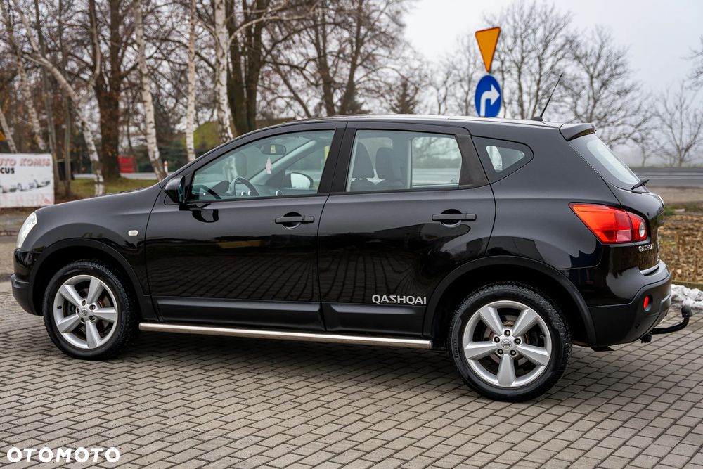 Nissan Qashqai 2.0 dCi 4 x 4 DPF tekna - 5