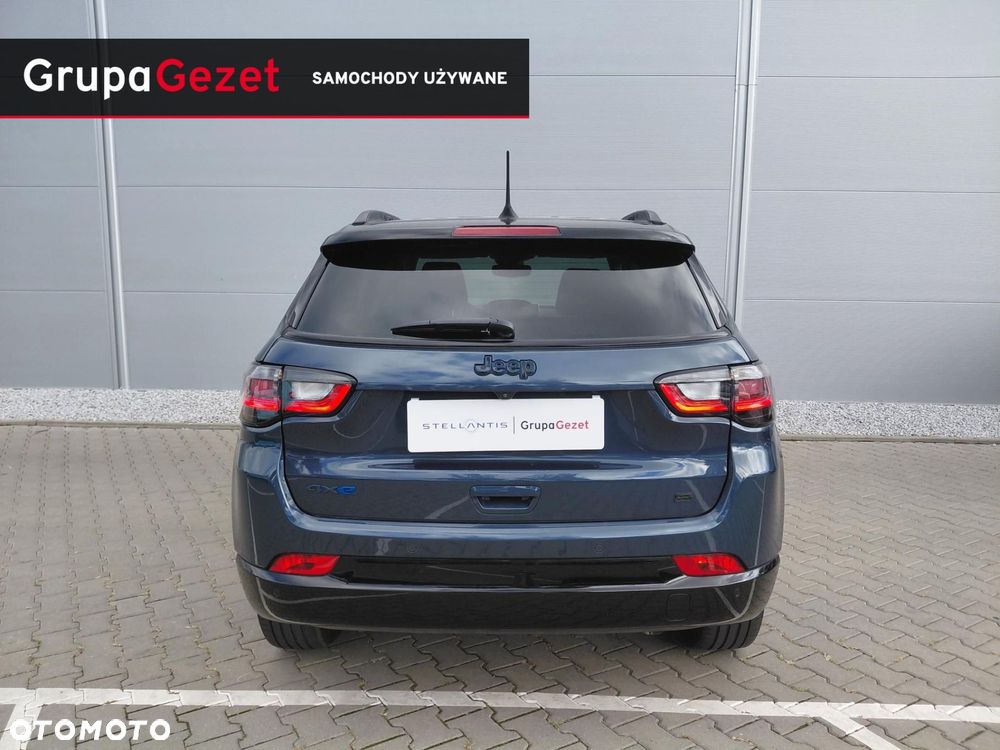 Jeep Compass - 18