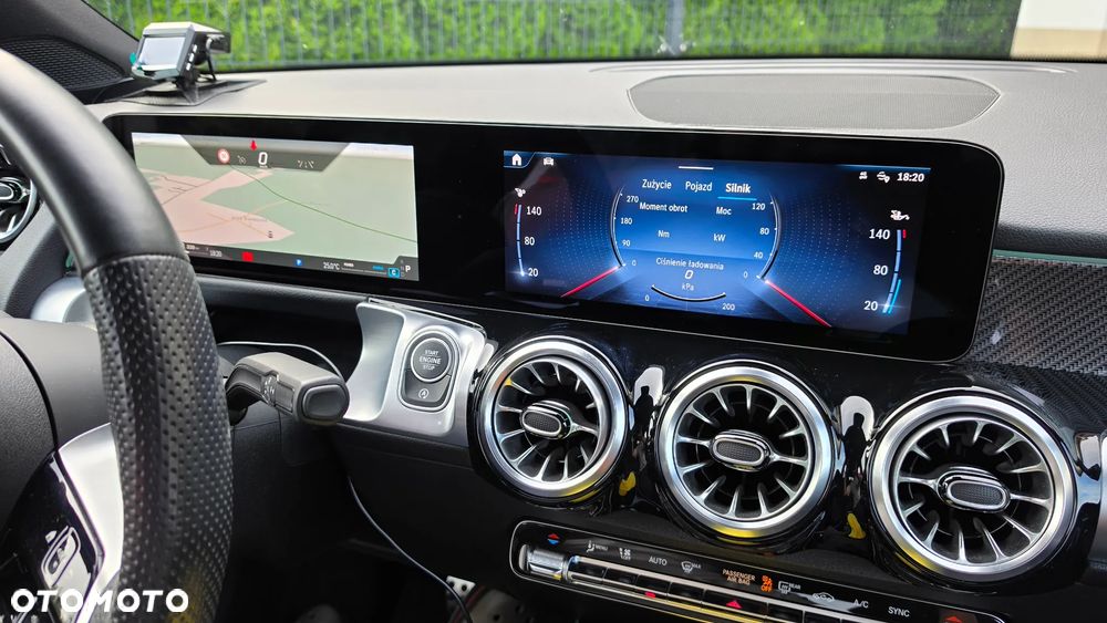 Mercedes-Benz GLB 200 mHEV AMG Line 7G-DCT - 18