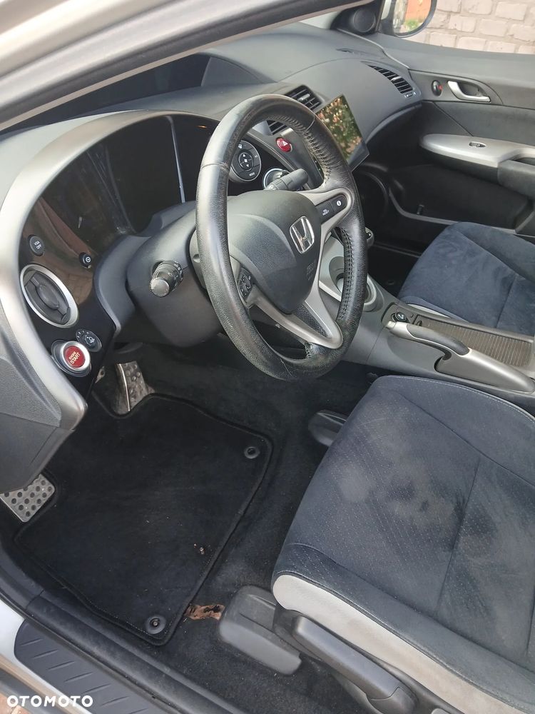 Honda Civic 1.4i-DSi - 14