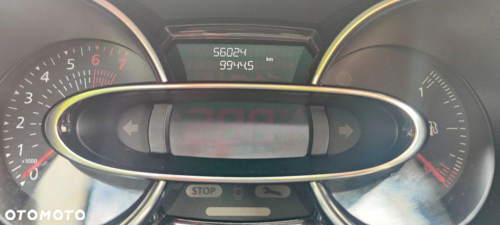 Renault Clio - 10