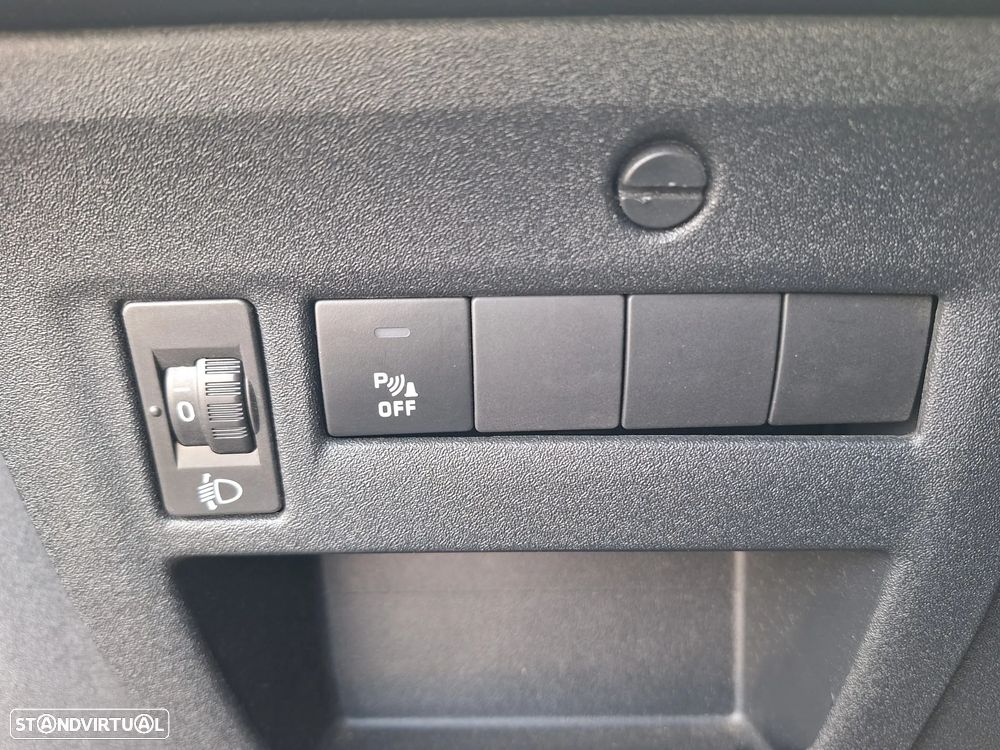 Citroën C4 1.6 HDi VTR Pack - 20