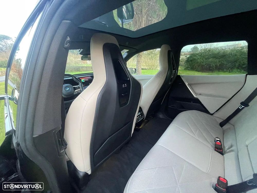 BMW iX xDrive 40 - 10