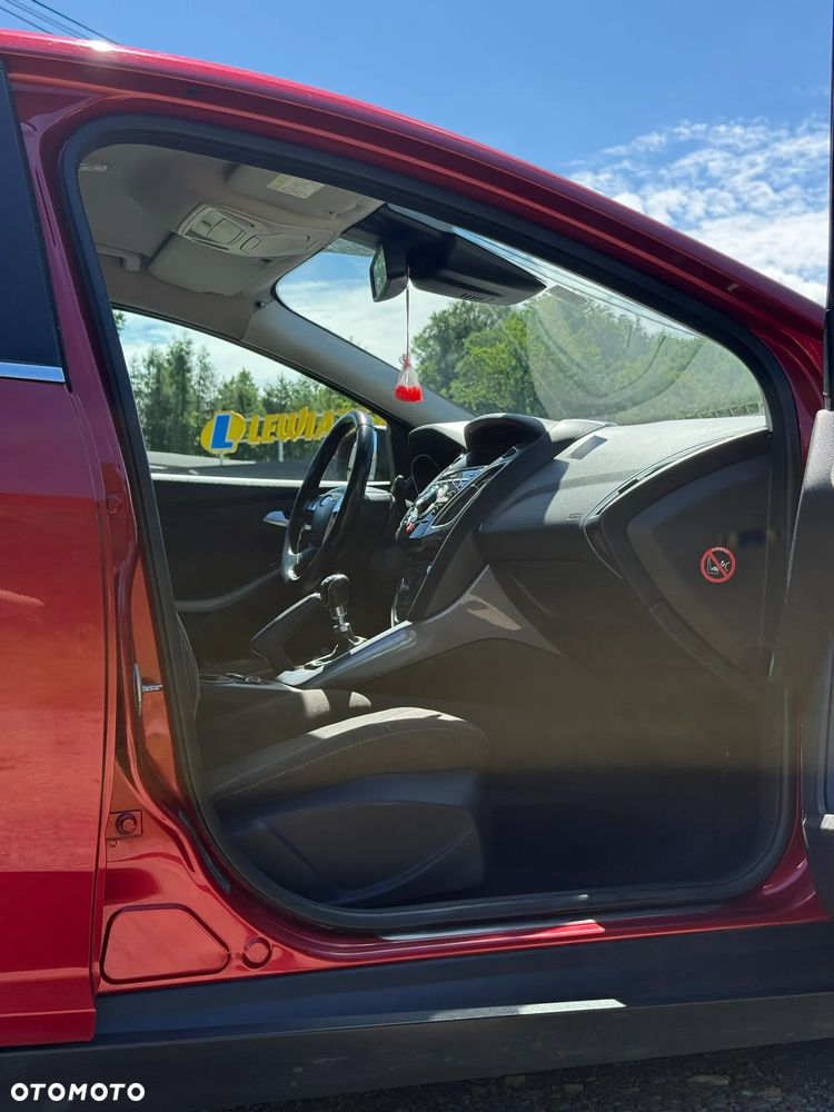 Ford Focus 1.6 EcoBoost Edition - 16