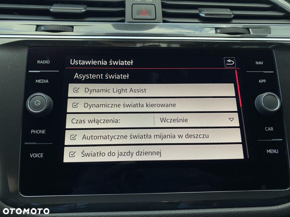 Volkswagen Tiguan Allspace 2.0 TDI 4Mot R-Line DSG - 24