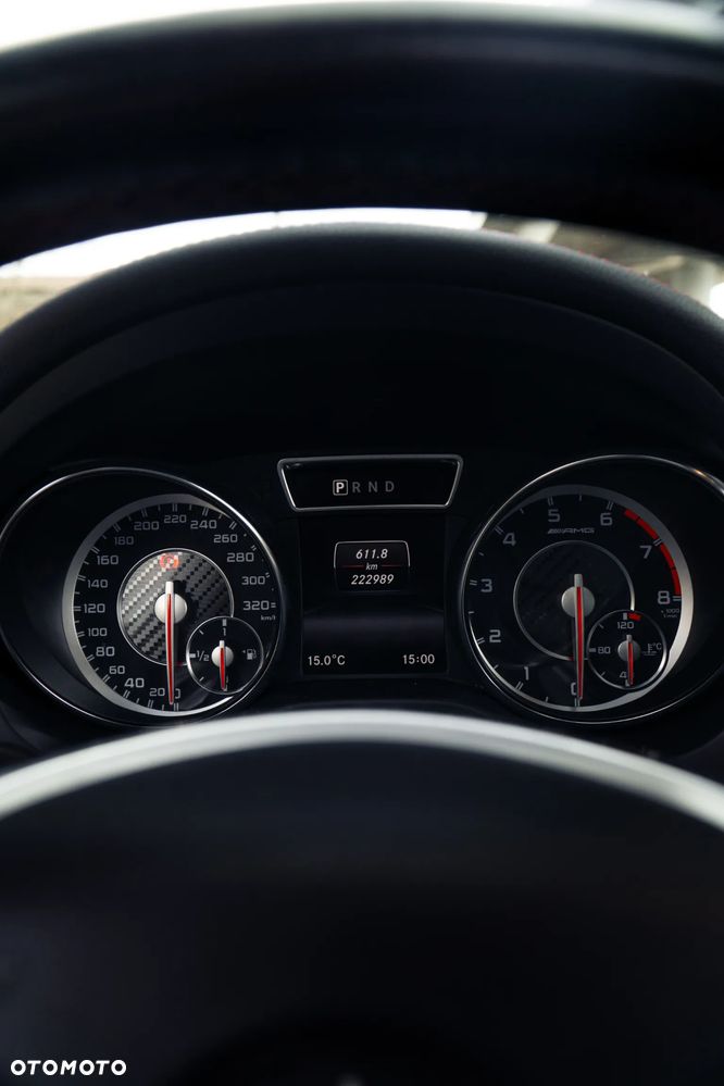 Mercedes-Benz GLA 45 AMG 4-Matic - 28