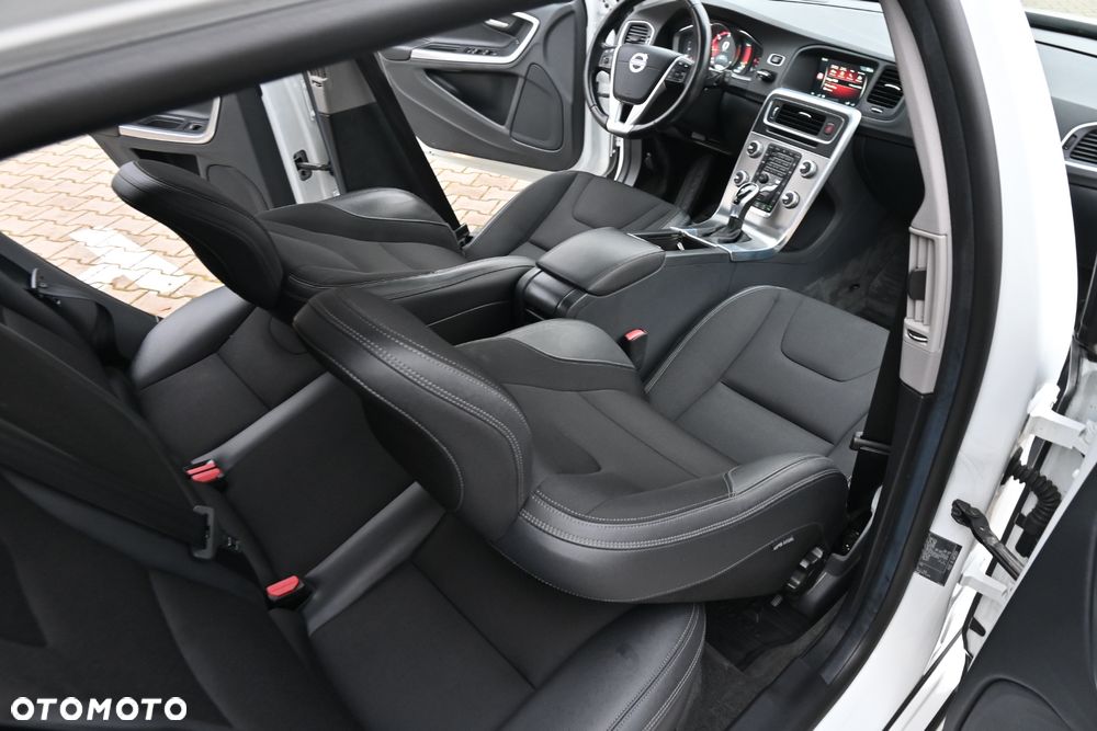 Volvo V60 D4 Drive-E Summum - 37