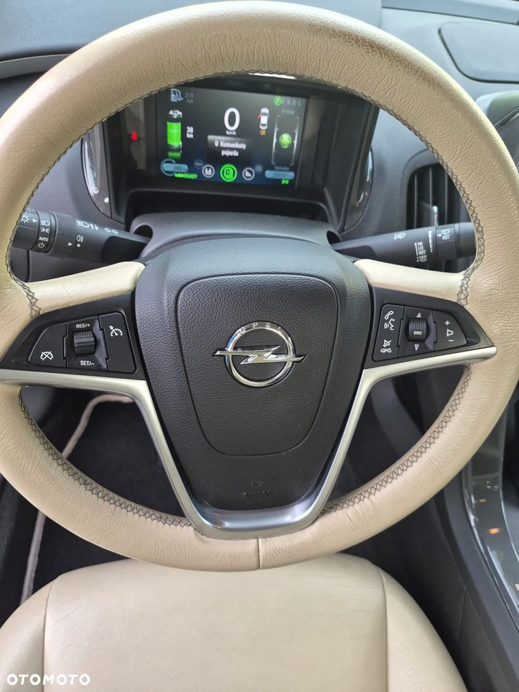 Opel Ampera - 35