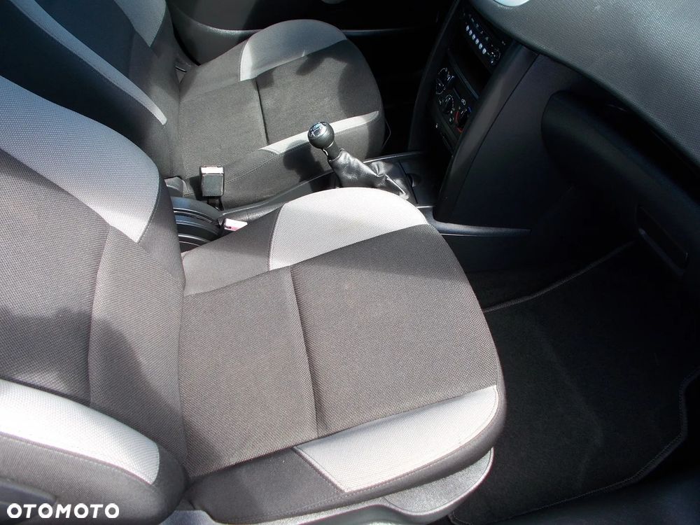Peugeot 207 75 Tendance - 12