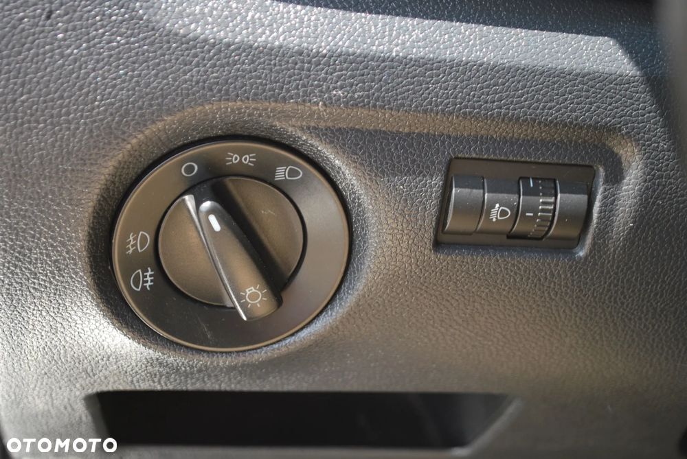 Skoda Fabia - 13