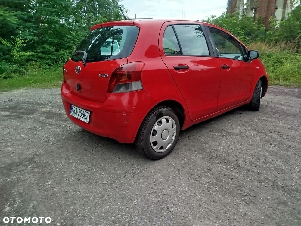 Toyota Yaris 1.0 Entry - 3