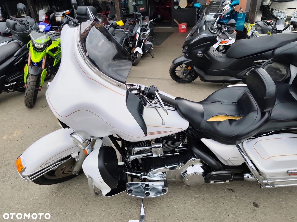 Harley-Davidson FLHTCU Ultra - 8